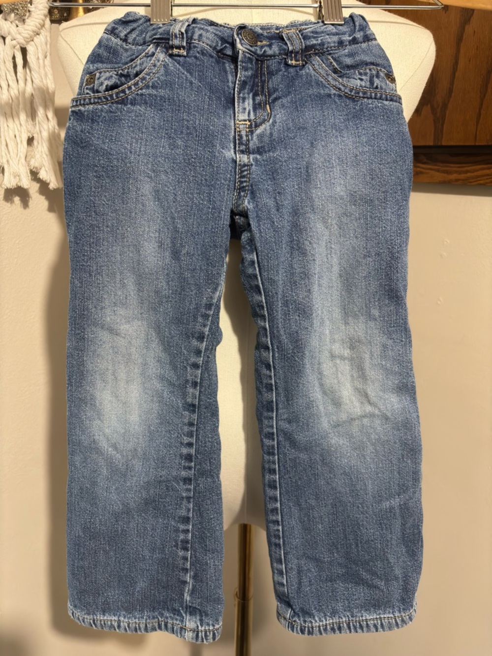 Old Navy Fleece Lined Denim Jeans Size 4T Kids Outdoor Clothing